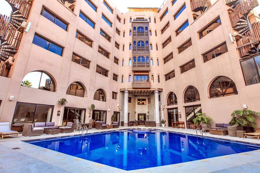 이베르나지 호텔 앤드 스파 마라케시 외부 사진 The hotel's pool