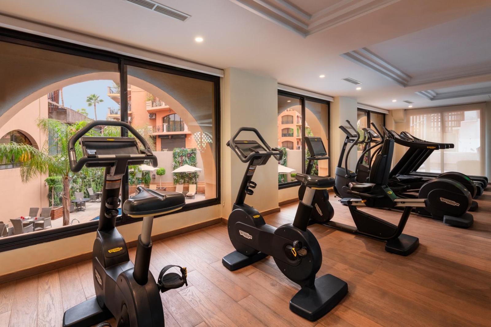 이베르나지 호텔 앤드 스파 마라케시 외부 사진 The gym at the hotel