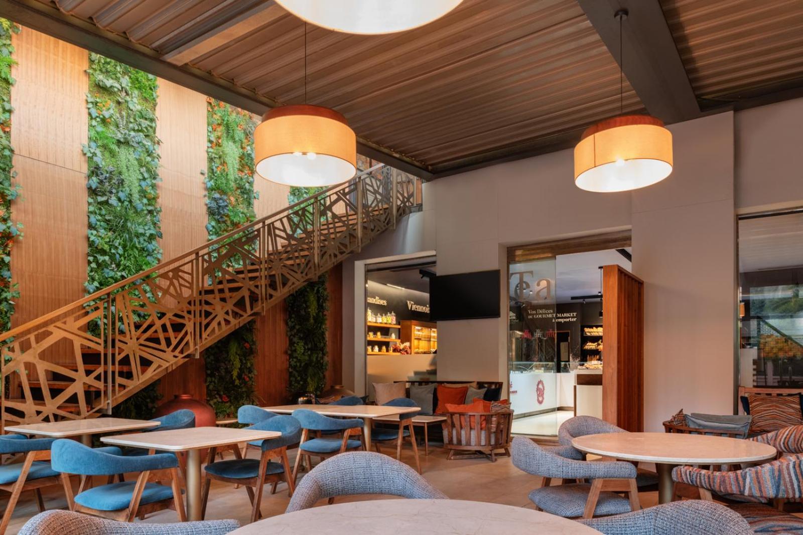 이베르나지 호텔 앤드 스파 마라케시 외부 사진 The interior of the restaurant