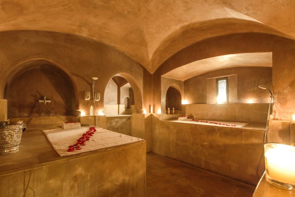 이베르나지 호텔 앤드 스파 마라케시 외부 사진 A hammam in Marrakech, Morocco