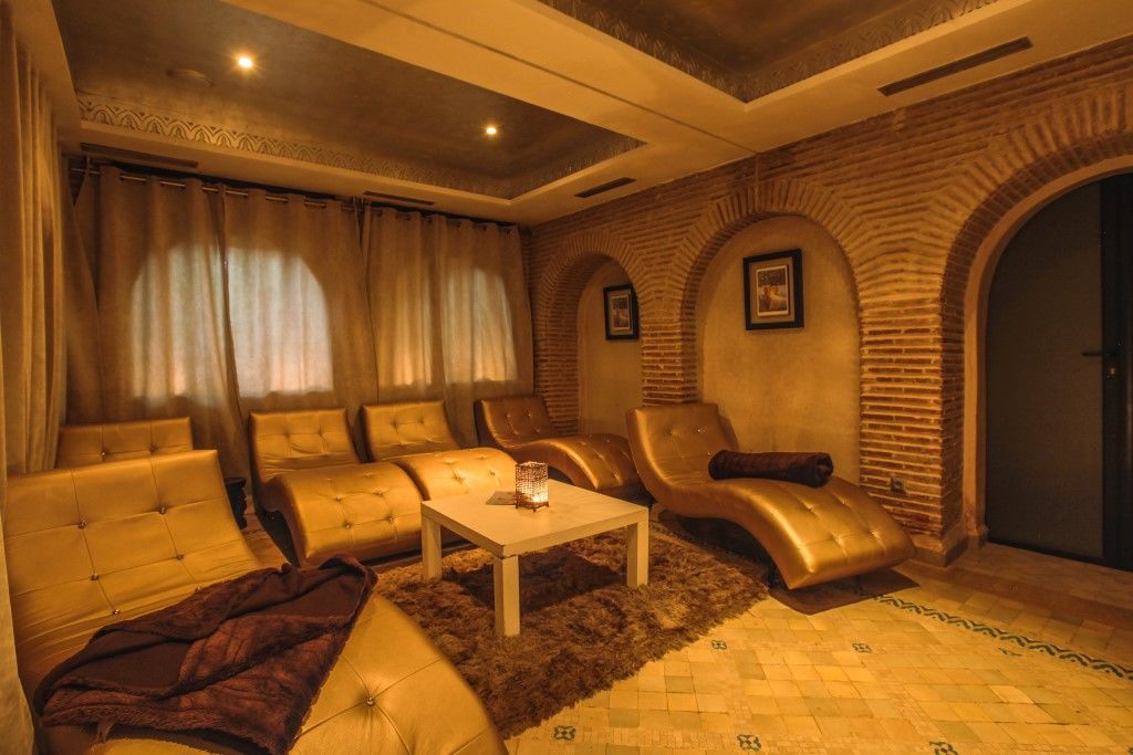 이베르나지 호텔 앤드 스파 마라케시 외부 사진 A Moroccan lounge